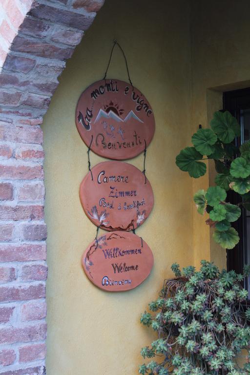 Tra... Monti E Vigne Bed and Breakfast La Morra Buitenkant foto